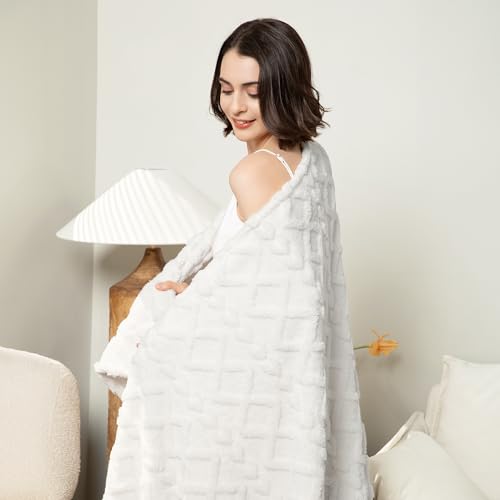 Fleece Throw Blanket for Bed Couch 90"x108" White (White / King(108×90in))