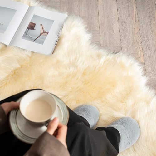 Fluffy Area Rug 3x5 ft Faux Fur Sheepskin Rug Light Yellow (3' x 5' (Sheepskin) / Light Yellow)