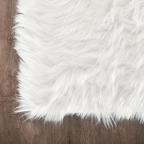 White Faux Fur Sheepskin Rug 4x6 for Living Room (4' x 6' (Rectangular) / White)