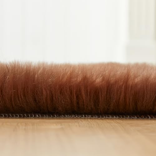 Faux Sheepskin Rug (Coffee / 4' x 4' (Round))