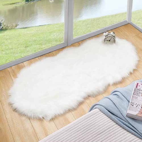 White Faux Sheepskin Fuzzy Fur Rugs for Bedroom Small Machine Washable Fluffy Area Rugs for Living Room 2x4 Shag Nursery Rug (2' x 4' (Sheepskin Fur) / White)