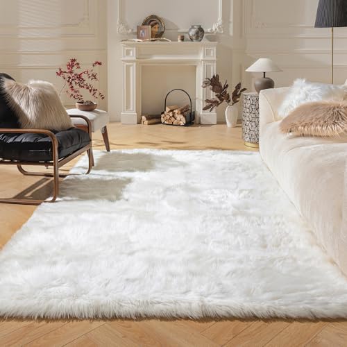 Ashler Faux Fur Rug (6' x 4' (Rectangular) / C-white)