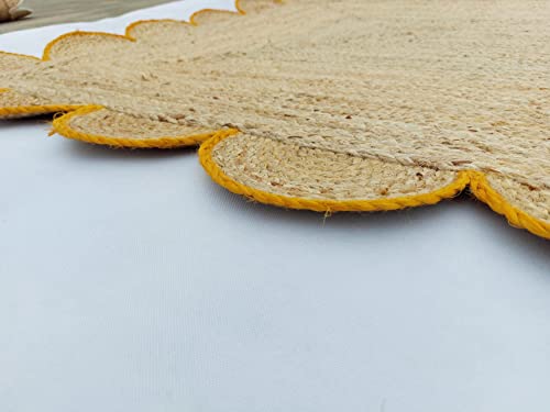 Scalloped Natural Jute Area Rug (6'x9' (Rectangular) / Yellow)