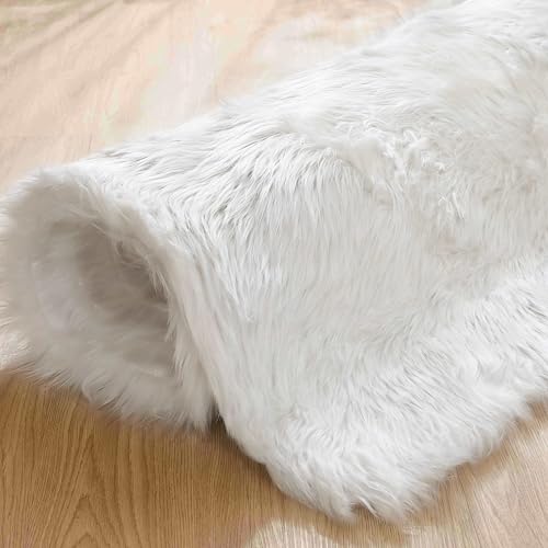 White Fluffy Fur Rug 4x6 Faux Sheepskin Fuzzy Shag White Rug for Bedroom Living Room Plush Washable Area Rug Rectangle (4' x 6' (Rectangular) / White)