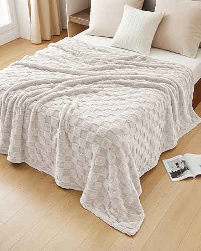 Plush Checkered Fleece Blanket Linen Throw (Linen / Throw)