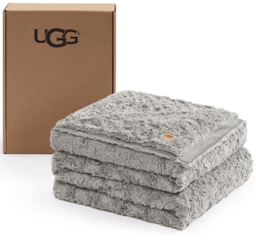 Adalee Queen Blanket (Grey / Full/Queen)