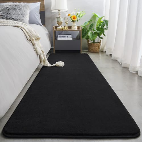 Modern Soft Hallway Runner Rug (2' x 8' (Runner) / Black)