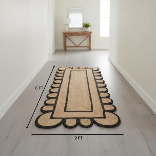 Scalloped Natural Jute Area Rug (Black / 2' x 10' (Runner))