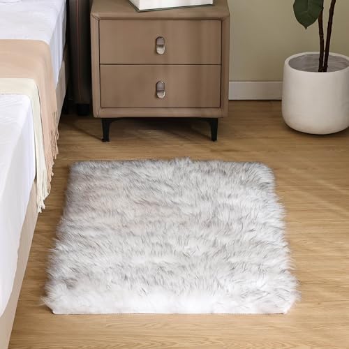 Faux Sheepskin Fur Rug Fluffy Fuzzy Furry Rug for Bedroom Dorm 2x3 Bedside White with Grey Tips Living Room Decor Small Plush Carpet Shaggy Washable Rectangle (2' x 3' (Rectangular) / White and Grey Tips)