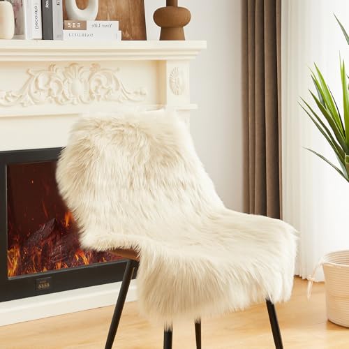 Faux Fur Rug Beige Small Area Rug (2' x 3' (Sheepskin) / Beige)