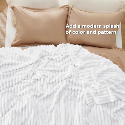 Full Size Fleece Blankets for Bed Bright White 84"x90" (Bright White / Full)