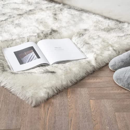 White and Grey Faux Fuzzy Fur Sheepskin Washable Area Rugs for Living Room 2x3 Boho Shag Nursery Rug Cute Home Décor (2' x 3' (Rectangular) / White With Grey Tips)