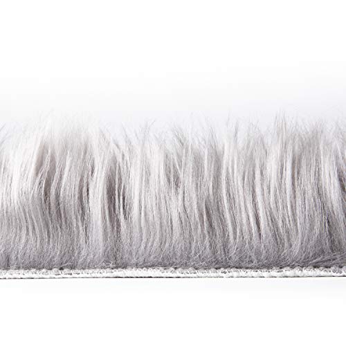 Ashler Faux Fur Rug (3' (Round) / C-grey)