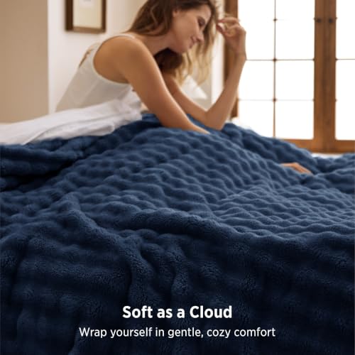 Cloud Bubble King Throw Blanket for Bed (Navy Blue / King (108" X 90"))