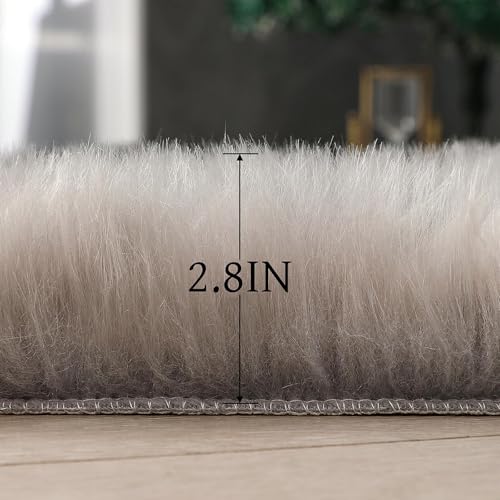 Faux Fur Sheepskin Rug (3' x 4' (Rectangular) / Grey)