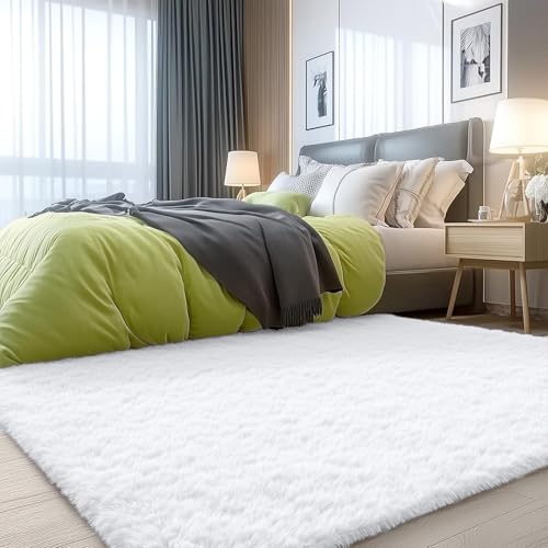 4x4 Machine Washable Accent Rug (4x4 Ft Square / White)