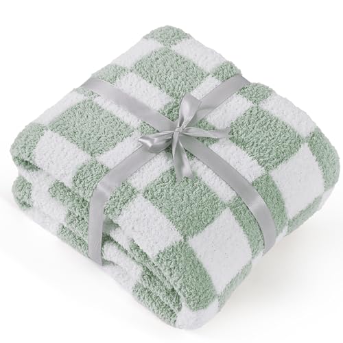 GentleSoft Checkered Throw Blanket for Couch (09 - Checkered Green / Throw (50" X 60"))
