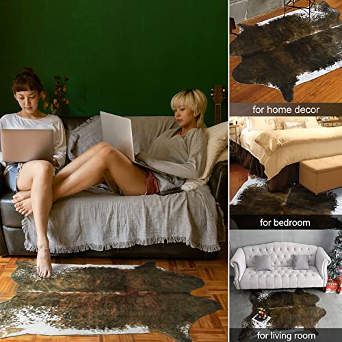 Faux Cowhide Rug (4'7" X 5'2" (Irregular) / Saddle Brown)