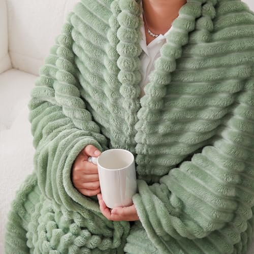 Sage Green Fleece Throw Blanket 50”×60” for Couch Sofa Livingroom (Sage Green / 50×60inch)