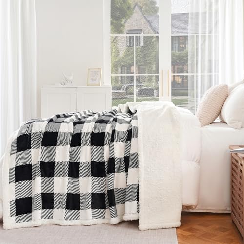 Sherpa Fleece Throw Blanket 60" x 80" Reversible Plush Fluffy Large Big Blanket Lattice Flannel Blankets for All Season Use (Black and White / 60"*80")