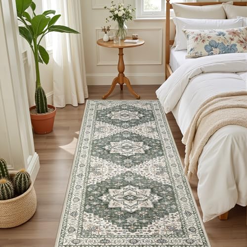 Hallway Runner Rug (Green Ivory / 2'6" x 8' (Runner))