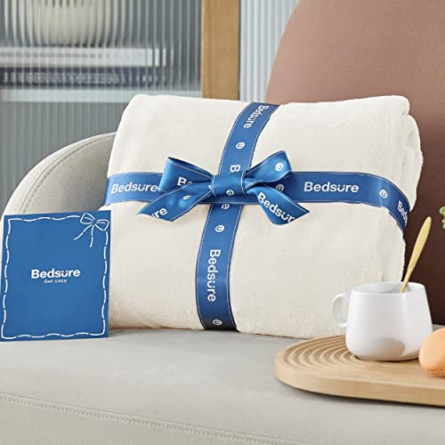 GentleSoft Fleece Blanket California King (01 - Cream / California King (102" X 96"))