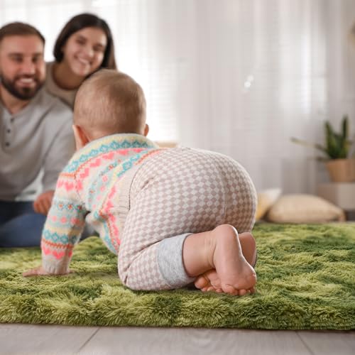 Fluffy Rug for Bedroom Living Room (5' x 7' / Green)