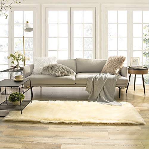 Ashler faux fur rug (6' x 2'2" (Rectangular) / C-yellow)