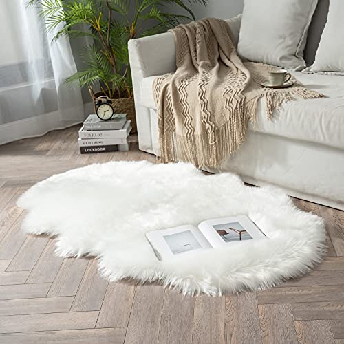 Fluffy Area Rug 3x5 ft Faux Fur Sheepskin Rug for Bedroom White (3' x 5' (Sheepskin) / White)