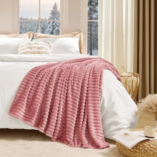 3D Ribbed Jacquard Pink Fleece Throw Blanket for Couch (Dusty Pink / Throw XL(50"x70"))