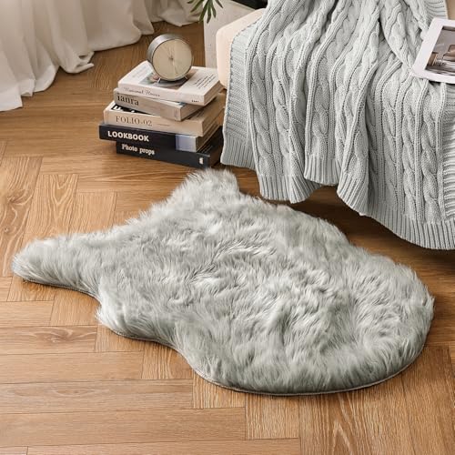 Fluffy Area Rug 2x3 ft Faux Fur Sheepskin Rug for Bedroom Light Grey (2' x 3' (Sheepskin) / Light Grey)