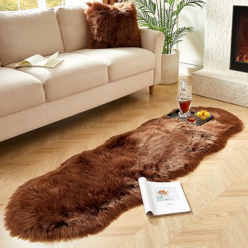 Faux Sheepskin Rug (2' x 6' (Sheepskin) / Coffee)
