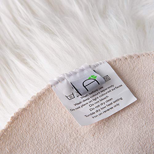 Ashler Faux Fur Rug (6' x 2' (Irregular) / C-white)