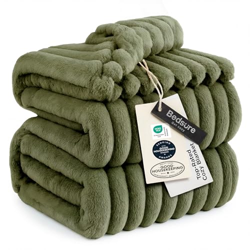 Soft Cal King Size Blanket for Bed Moss 102"x96" (Moss / California King)