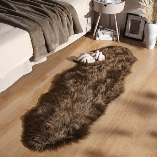 Ashler Faux Fur Rug (2' x 6' (Irregular) / C-dark Coffee)