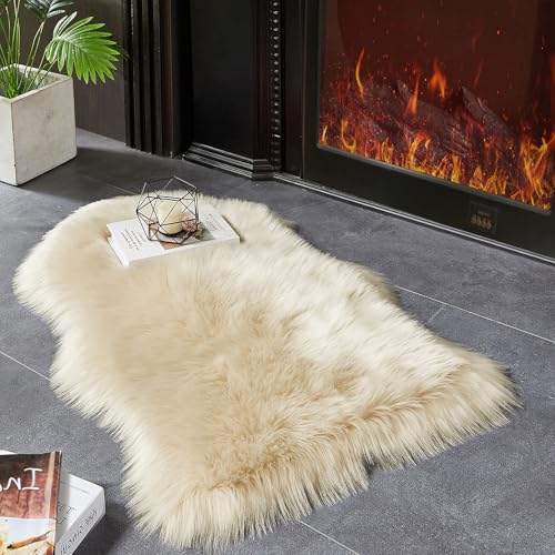 Faux Fur Rug Beige Small Area Rug (2' x 3' (Sheepskin) / Beige)