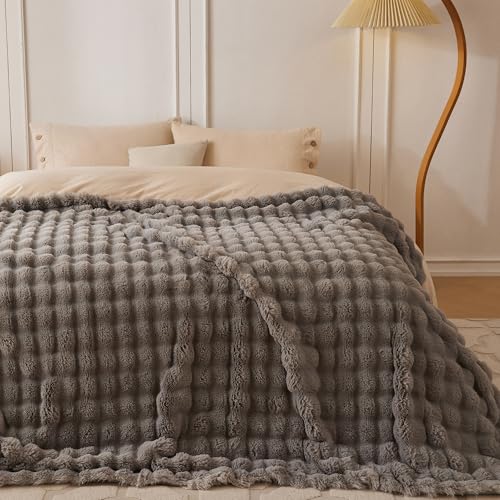 Soft Bubble Faux Fur Throw Blanket (Grey / 60“x80”)