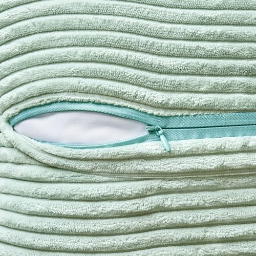 Decorative Throw Pillow Covers for Couch 18x18 Inch Mint Green (Mint Green / 18" x 18" (Pack of 2))