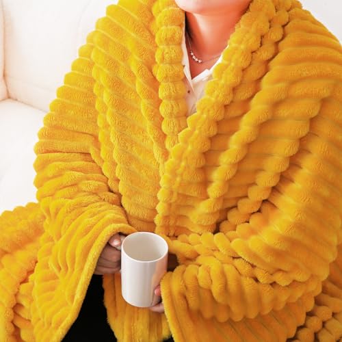 Gold Fleece Throw Blanket 60”×80” for Couch Sofa Livingroom (Gold / 60×80inch)