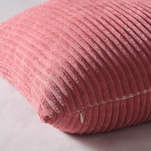 Pink Throw Pillows Covers 18x18 Inch Set of 4 (Pink / 18" x 18" (Pack of 4))