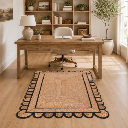 Scalloped Natural Jute Area Rug (Black / 5' x 8' (Rectangular))