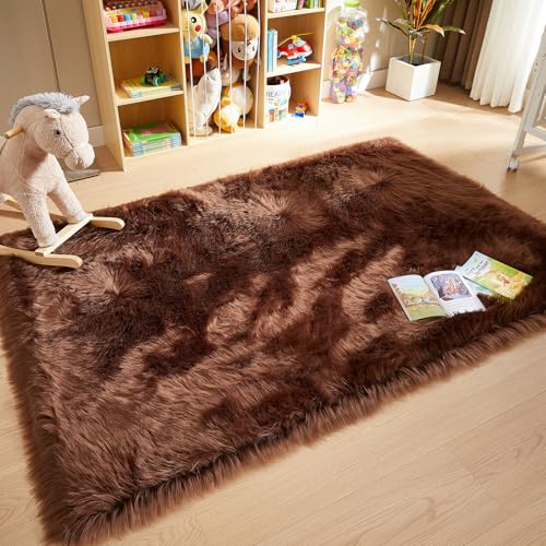 Faux Fur Sheepskin Rug for Living Room (4' x 6' (Rectangular) / Coffee)