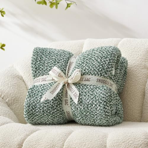 Green Throw Blanket (Green / Throw (50"x60"))