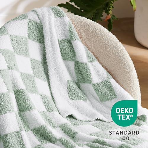 GentleSoft Checkered Throw Blanket for Couch (09 - Checkered Green / Throw (50" X 60"))