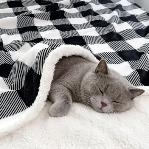 Sherpa Fleece Throw Blanket 60" x 80" Reversible Plush Fluffy Large Big Blanket Lattice Flannel Blankets for All Season Use (Black and White / 60"*80")