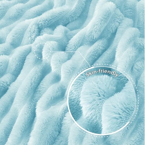 Striped King Size Fleece Blanket for Bed (Light Blue / King ( 90x104 IN ))