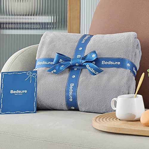 GentleSoft Bedding Fleece Blanket for Girls and Boys (Light Grey / Kids (43" x 55"))