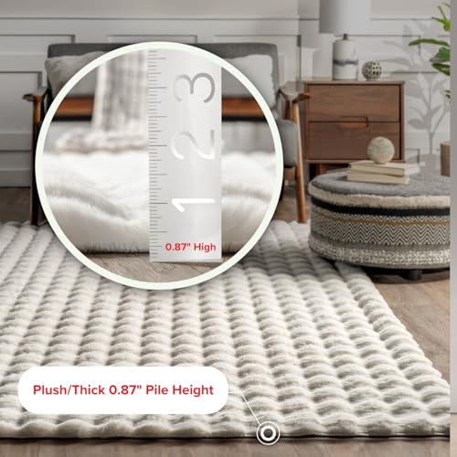 Jeni Off White Checkered Washable Runner Rug (Jeni Off White / 2'6" x 8' (Rectangular))
