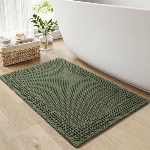 Waffle Bath Mat for Bathroom (Green / 18" X 30")