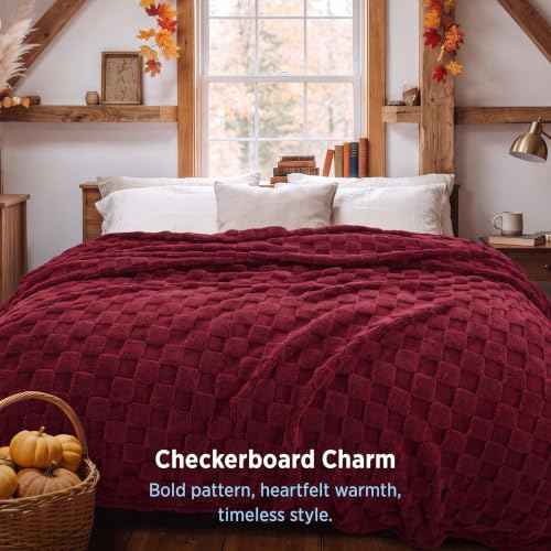 Checkered Soft Cozy Queen Blanket for Bed (Red / Queen (90" X 90"))